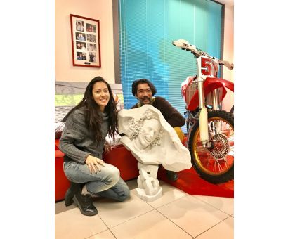 PORTRAIT ON MARBLE PORTRAIT ON MARBLE